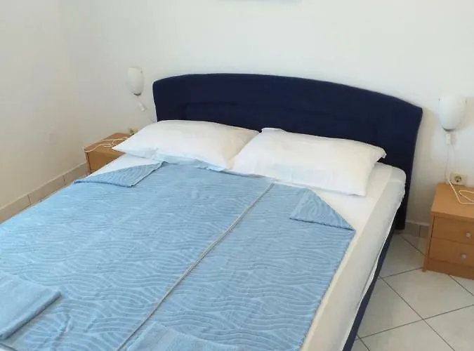 Apartment Ana *