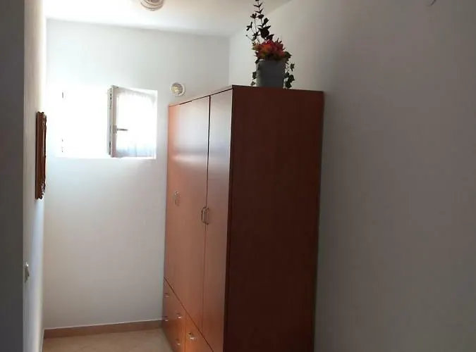 Ana Apartment *