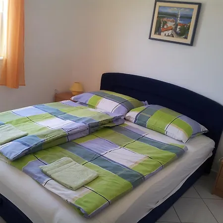 Apartment Ana Vir