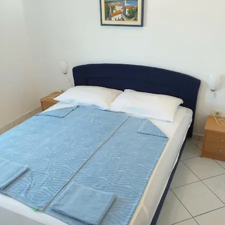 Apartment Ana *